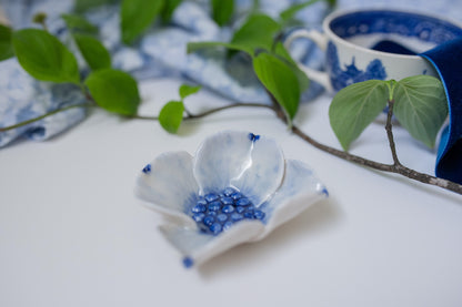 Small Dogwood Dishes